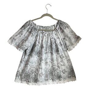 XCVI Boho White & Gray Embroidered Cross Stitch Floral Peasant Blouse Cotton USA